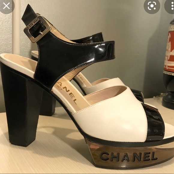 ISO NOT FOR SALE Chanel Lucite pumps - Picture 4 of 4